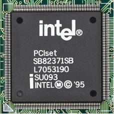 SB82371SB   INTEL  QFP208 